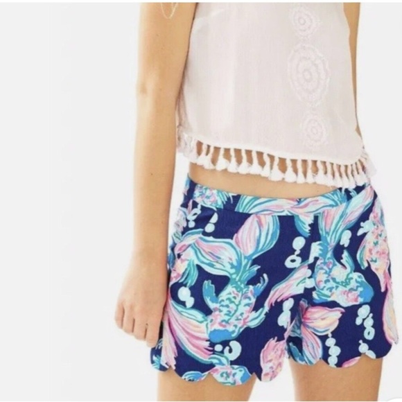 Lilly Pulitzer Magnolia Short Going Coastal Blue Pink Scalloped Hem size 00-EUC - Picture 1 of 7
